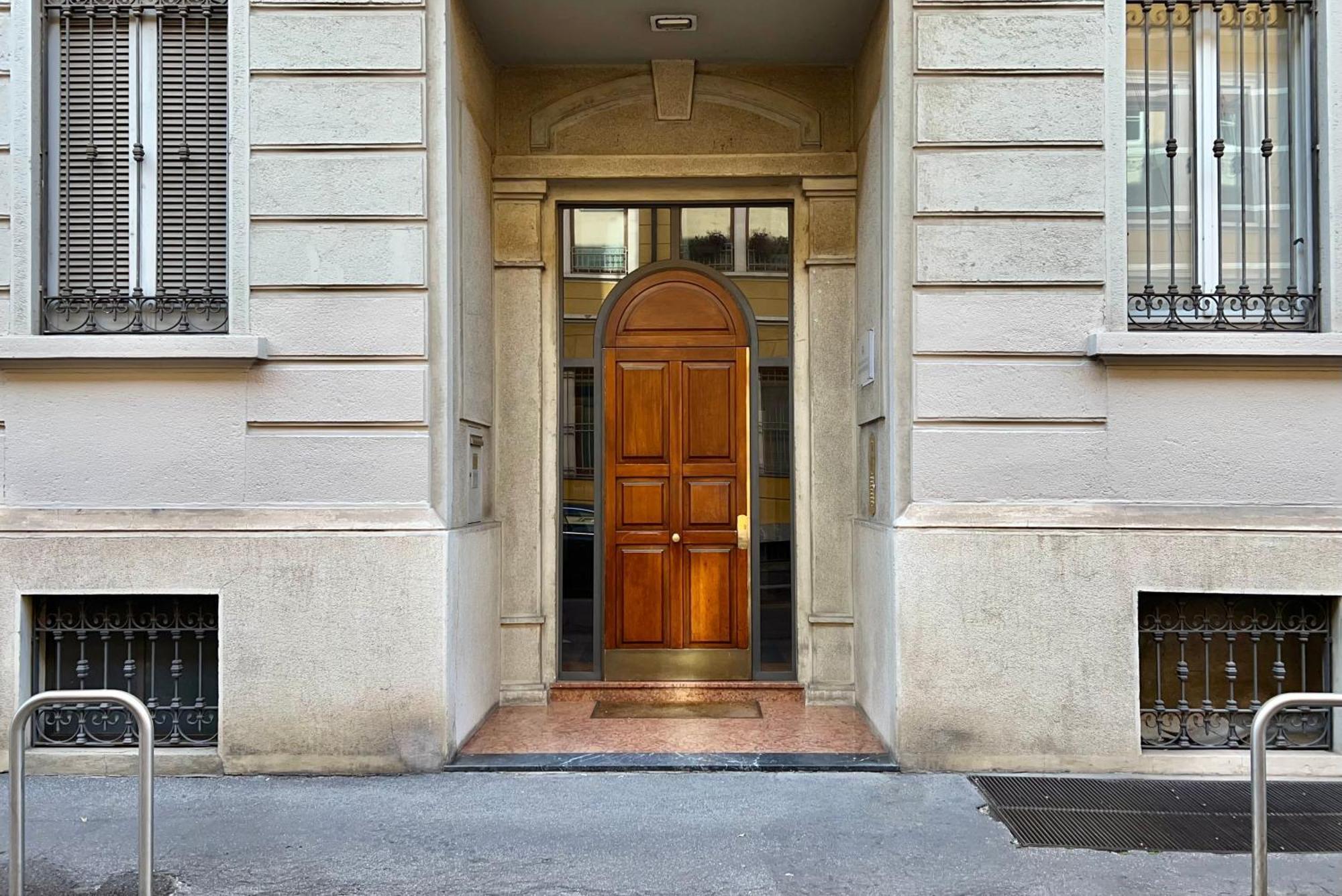 Private Near Duomo - M4 Santa Sofia Appartamento